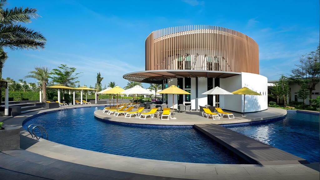 Bohemian Oceanami Luxury Villa - Outdoor Garden